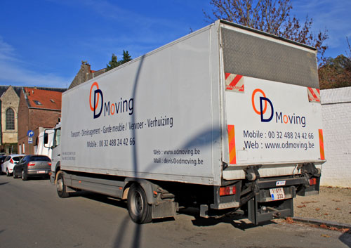Arrière camion déménagement avec logo ODMOVING